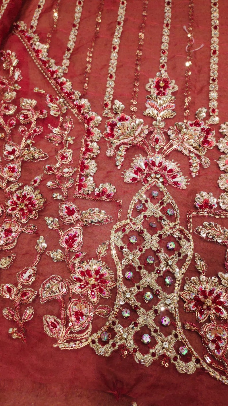 Lyxig rödbrun broderad sharara-kostym: Pakistansk brudklänning bild 5