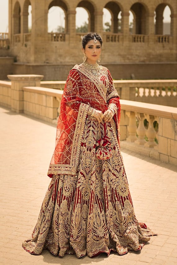 Red gold bridal lehenga outlet