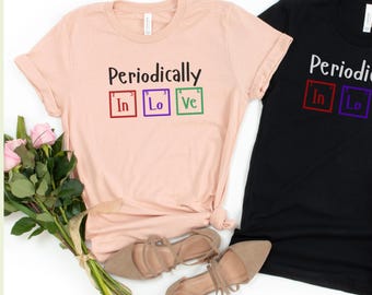 In liefde wetenschap onderzoeker biologie huwelijkscadeau voor bruid bruidegom bruids douche cadeau pasgetrouwde huwelijksreis Bach bijpassende verlovingsT-shirt
