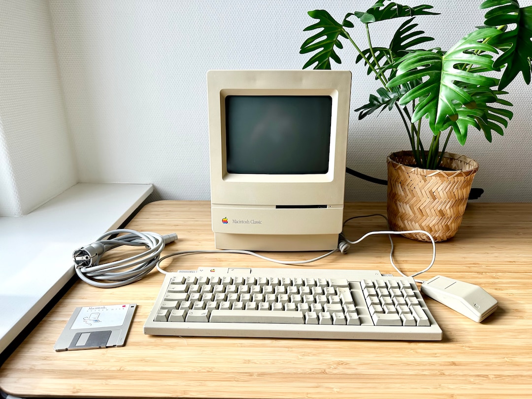 Apple Vintage Macintosh Classic - Etsy