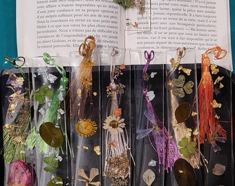 Resin bookmark with dried flowers
