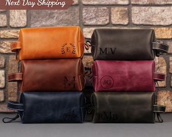 Monogrammed Leather Toiletry Bag, Personalized Dopp Kit for Men, Christmas Gift For Him, Handmade Leather Gift