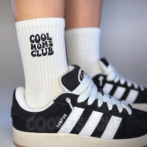 Chaussettes brodées | Cool Moms Club Icon 90 | Pour elle, lui et les enfants | Pointures 27 à 50 | Coton | Noir et blanc | Un beau cadeau pour maman, Fête des Mères