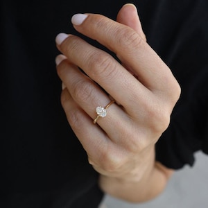 Solitaire Diamond Engagement Ring, Oval Moissanite Ring, 14K 18K Yellow Gold Wedding Ring, Anniversary Gift for Her, Personalized Ring