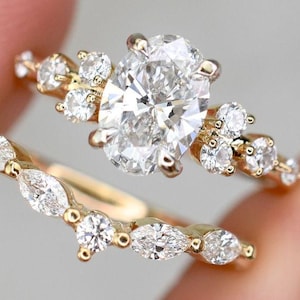 Oval Moissanite Bridal Ring Set, 2-Piece Wedding Ring Set, 14K Yellow Gold Engagement Ring with Matching Band, Anniversary Set Gift for Her