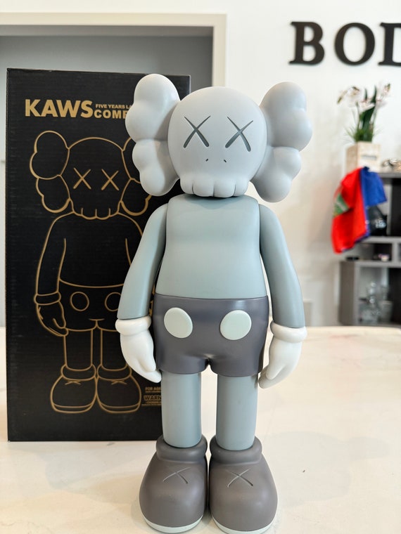 KAWS 16th Anniversary Edition フィギュア Kaws 16 Open Edition Medicom Toy Vinyl Figure Gray White 7