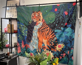 La fille et un tigre Tapisserie Murale Suspendue Art Boho Home Decor Cadeau pour sa décoration de salon Chambre Déco Cadeau pour la pendaison de crémaillère
