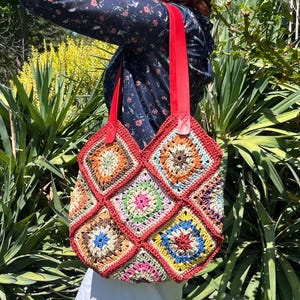 Granny Square Crochet Tote Bag: Boho Floral Purse with Leather Strap