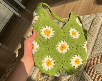 Crochet Daisy Knitting Bag, Granny Square Crochet Shoulder Bag, Aesthetic Handmade Bag