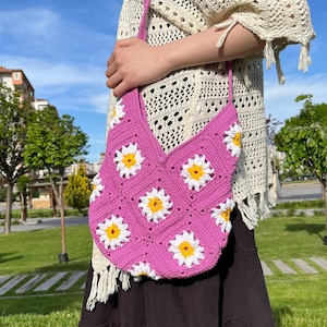 Daisy Pink Crochet Bag, Granny Square Shoulder Bag, Christmas Gift, Aesthetic Tote Bag