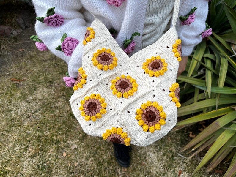 Sunflower Crochet Bag, Granny Square Daisy Bag, Floral Aesthetic Bag, Birthday Gift image 1