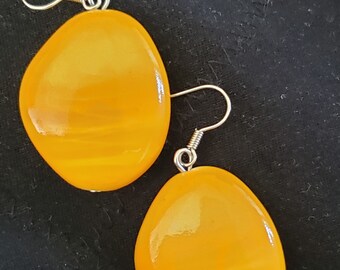 NEW Beautiful yellow earrings