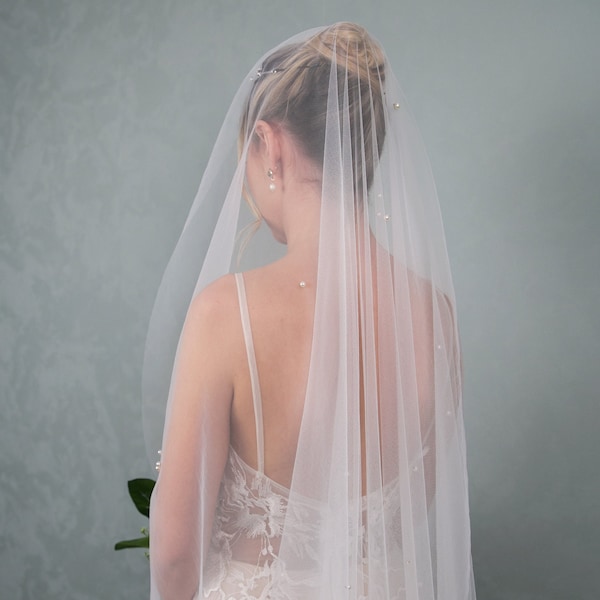 Barely there  pearl veil, Super soft Pearl Veil, Light ivory pearl veil