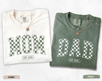 Matching Mom and Dad Est 2026 Shirts, Checkered New Parents Shirts, Personalized Pregnancy Announcement Tee, Baby Shower Gift for Mom Dad