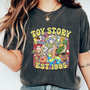 Vintage Disney Toy Story Est. 1995 Shirt,Toy Story Charaktere Shirt,Toy Story Shirt, Toy Story Familie Shirt, Disney Toy Story Geburtstag Shirt