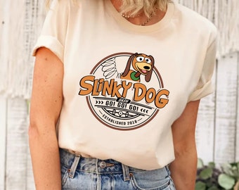 Camiseta retro de Disney Pixar Toy Story Slinky Dog Dash, Camiseta de perro furtivo, Camiseta de perro furtivo de Toy Story, Camiseta de Toy Story, Camiseta de cumpleaños de perro furtivo