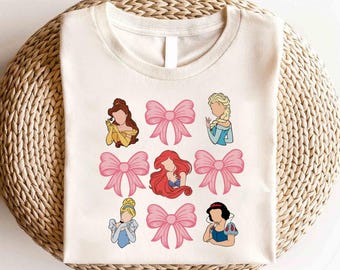 ディズニープリンセスキャラクターシャツ、ディズニープリンセスシャツ、プリンセスギフト、ディズニーガールズトリップシャツ、プリンセスグループシャツ、プリンセスバースデーシャツ