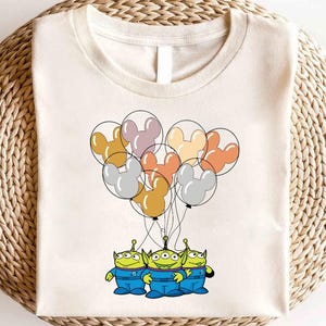 Maglietta Toy Story Pizza Planet Balloons, Maglietta Disney Pizza Planet, Maglietta Pizza Lover, Maglietta Toy Story Alien, Maglietta Disney Trip, Maglietta Toy Story