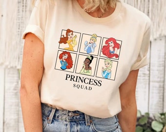 Camicia vintage Disney Princess Squad, camicia del gruppo di personaggi Disney Princess, camicia principessa, camicia Princess Squad, camicia da viaggio per ragazze Disney