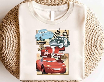 ディズニー カーズ ライトニング マックィーン シャツ、ディズニー カーズ シャツ、ディズニー カーズ キャラクター シャツ、ディズニー カーズ マッチング シャツ、ラジエーター スプリングス シャツ