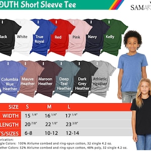 K&ouml;nnte beinhalten: Pr&auml;sentation von kurz&auml;rmeligen T-Shirts f&uuml;r Jugendliche in verschiedenen Farben, darunter Schwarz, Wei&szlig; und Rot. Das Bild enth&auml;lt eine Gr&ouml;&szlig;entabelle mit Zollma&szlig;en und eine Herstellungsbeschreibung.