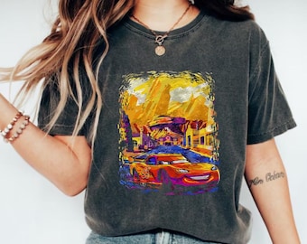 ディズニー カーズ ライトニング マックィーン シャツ、バースデー ボーイ シャツ、ディズニー カーズ シャツ、ディズニー カーズ マッチング シャツ、ラジエーター スプリングス シャツ、ピストン カップ T シャツ