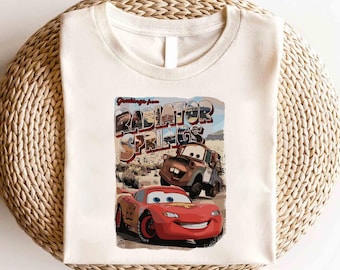 Maglietta Disney Cars Saetta McQueen, Maglietta per il viaggio di compleanno del bambino, Maglietta con personaggio Disney Cars, Maglietta coordinata Disney Cars, Maglietta Radiator Springs