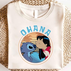 Maglietta Disney Lilo e Stitch Friends, Maglietta Disney Stitch, Maglietta Stitch Ohana, Maglietta Ohana significa famiglia, Maglietta Magic Kingdom, Maglietta Hawaii