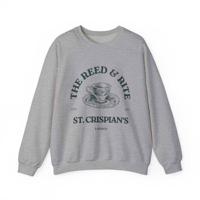 Emma M Lion Sweatshirt mit Rundhalsausschnitt - Reed and Rite in St Crispian's, London, bestes Merch-Geschenk für Bücherfans, Vintage-Vibe des viktorianischen Zeitalters Bild 4