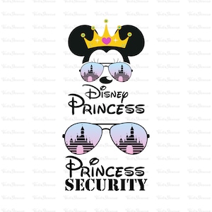 Puede incluir: Ilustración en blanco y negro de Mickey Mouse con una corona dorada con un corazón rosa, gafas de sol con un reflejo de castillo y el texto "Disney Princess" y "Princess Security".