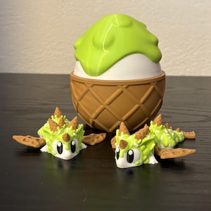 Flexi Eiswaffel Drache mit Ei – 10 cm | Beweglicher Mini Drache | 3D-gedrucktes Geschenk | Dekofigur Fantasy