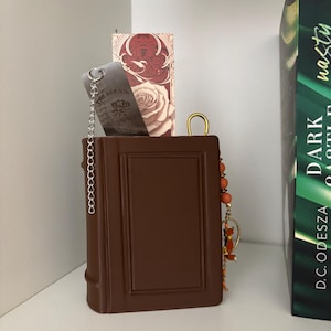 Book-shaped bookmark holder – bookmark organizer | bookshelf decoration | gift for book lovers