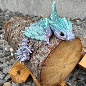 Feather Dragon Flexi 40 cm – Pastel Colors | 3D-Printed Movable Dragon | Flexi Toy Gift | Rainbow Decoration Booktok Dragon