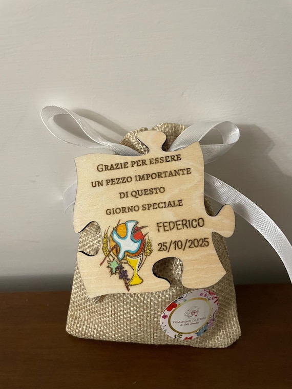 First Communion favors for girls or boys - personalized wooden magnets "stylized dove"