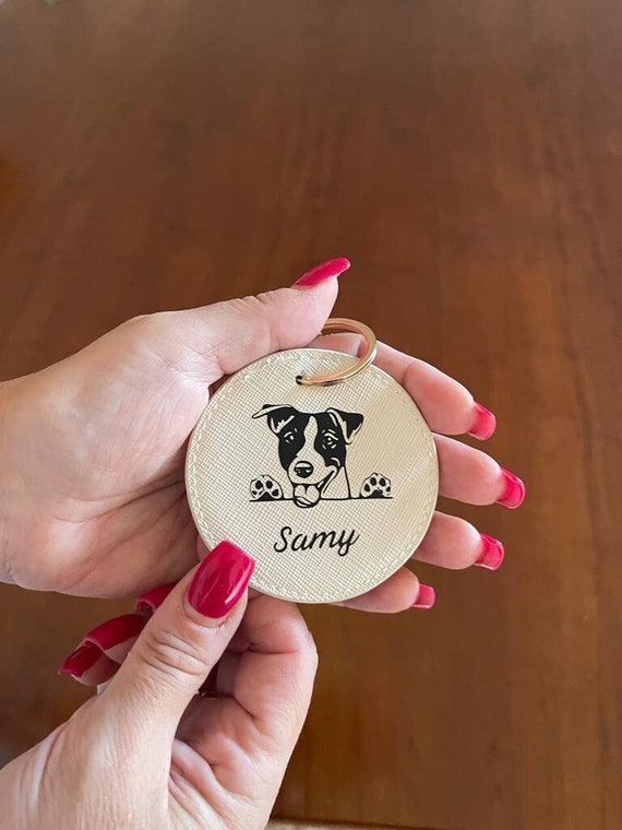 Personalized dog keychain