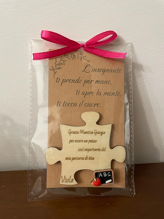 Teacher Puzzle Piece Magnet – Personalized Wood with Dedication + Card and Bow