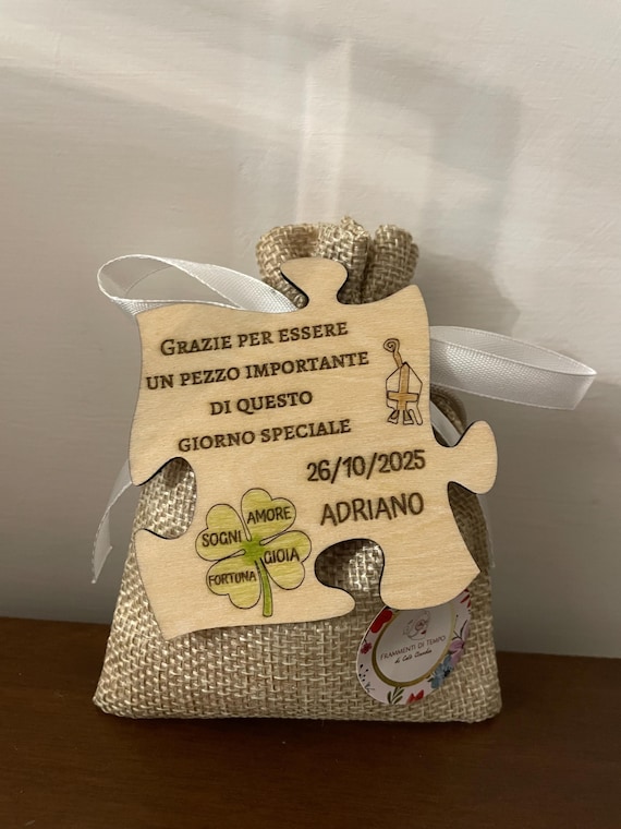 Confirmation favors for girls or boys - Personalized wooden magnets "Quadrifoglio"