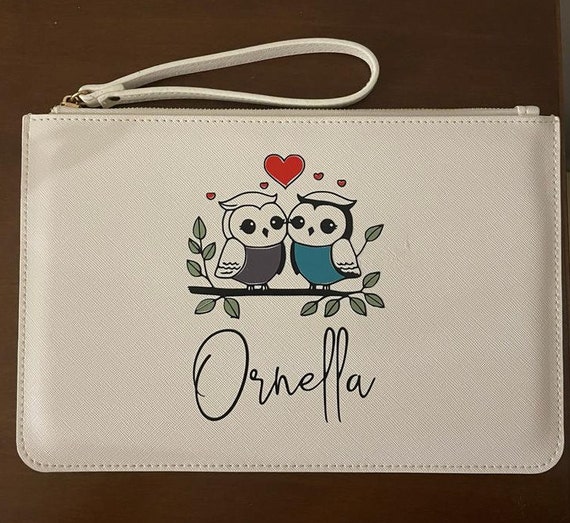 Personalized wristlet clutch bag with name and owls in love (Valentine's Day gift idea)