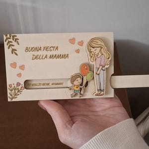 Biglietto d'auguri "animato" artigianale (idea regalo festa della mamma)
