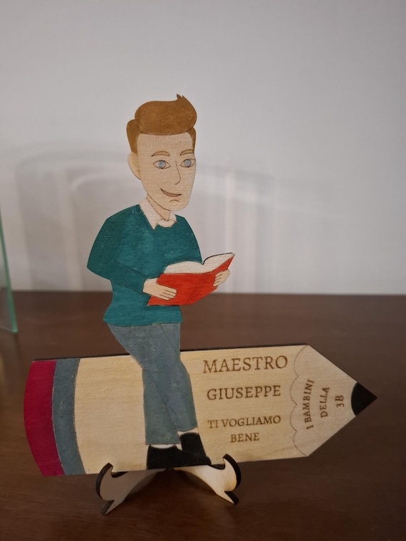End of year gift for teachers: personalized wooden ornament