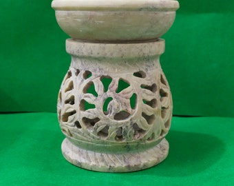 Handmade Marble Oil Diffuser: Jaali Work Aroma Burner