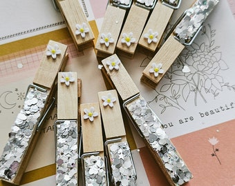Daisy Cheer Clothespins PACK OF 10, Cheerleading Clothespins, Glitter Clothespins, Cheer Competition Clothespins, Cheer Bag Pin