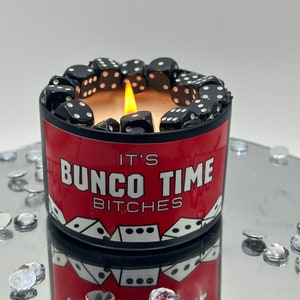 Vela Dice, etiqueta personalizável! Vela de soja de 8 oz adornada com dados. Aroma cítrico fresco. Noite de jogos, Vegas baby, Bunco, pôquer, noite de cassino.
