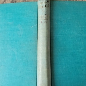 Queen Elizabeth - Anthony Star 1929 Vintage Book