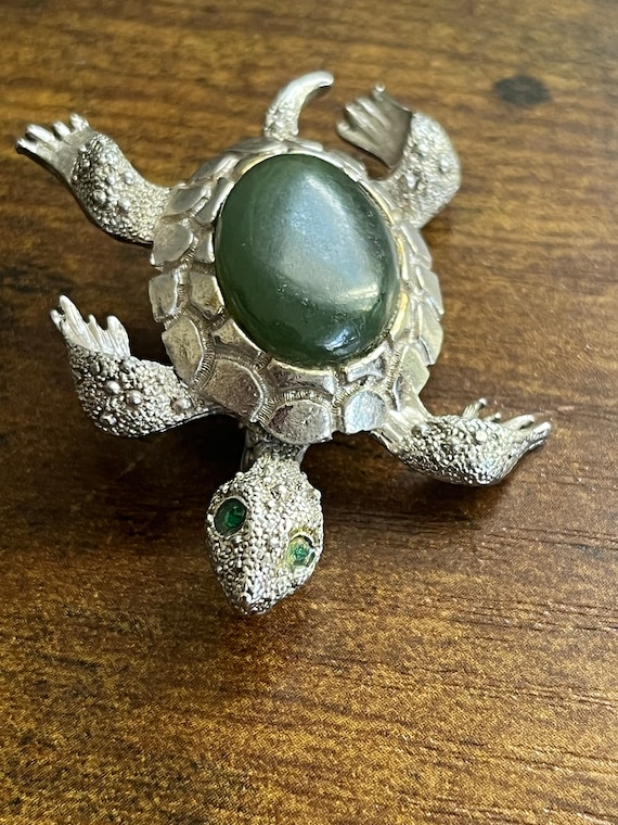 Vintage green color silver tone turtle brooch