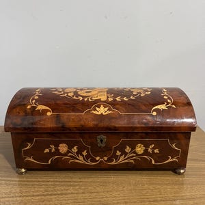 Vintage Italian Inlaid Wood Music Box
