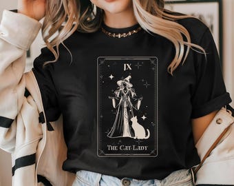 Cat Lady Tarot Card T-Shirt, Halloween Witchy Cat Graphic Tee for Cat Lovers, Mystical, Spooky, Witch Cat Mom Shirt, Halloween Gift for Her