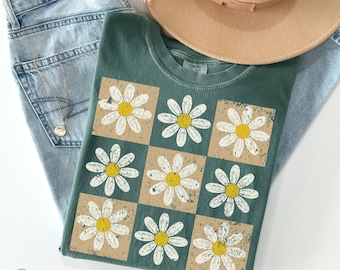 Retro Checkered Spring Shirts for Women, Checkered Flowers, Boho Floral T Shirt, Floral Easter Shirt, Trendy Oversized Comfort Colors Tee