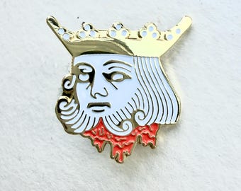 Headless King Enamel Pin – Playing Card King Pin – Dark Humor Royalty Pin – Gothic Card Art Lapel Pin