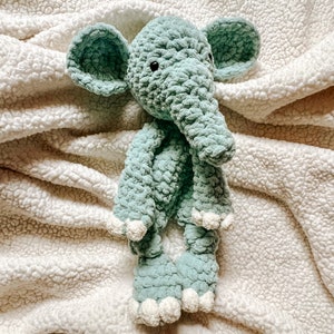 Elephant Knotted Snuggler- Crochet